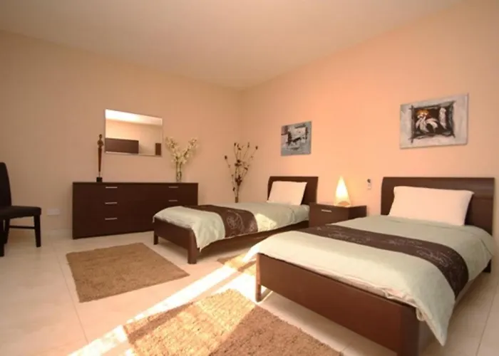 Fully Airconditioned In The Heart Of Malta